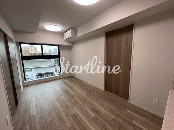 プライムアーバン西日暮里フロントの物件内観写真